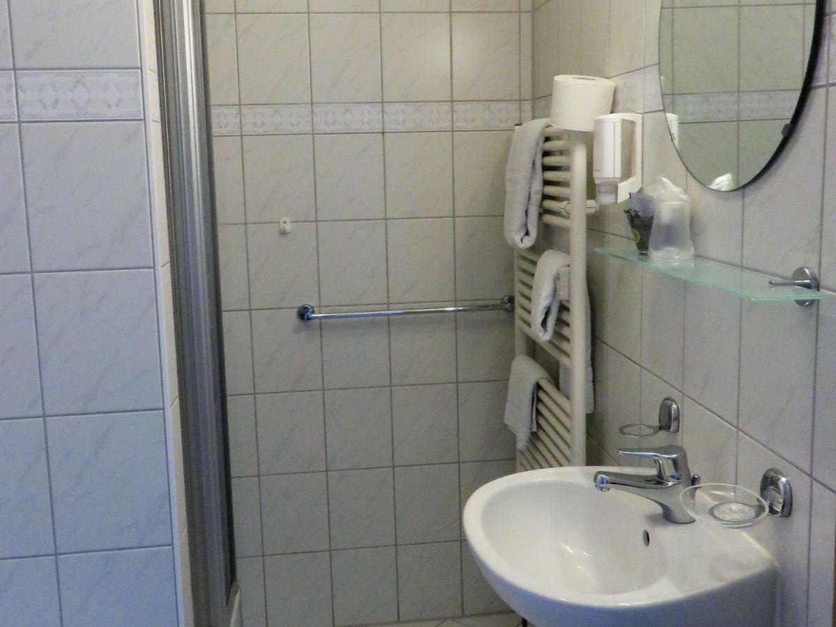 Hotel Conditorei Cafe Baier Schoemberg  Ngoại thất bức ảnh